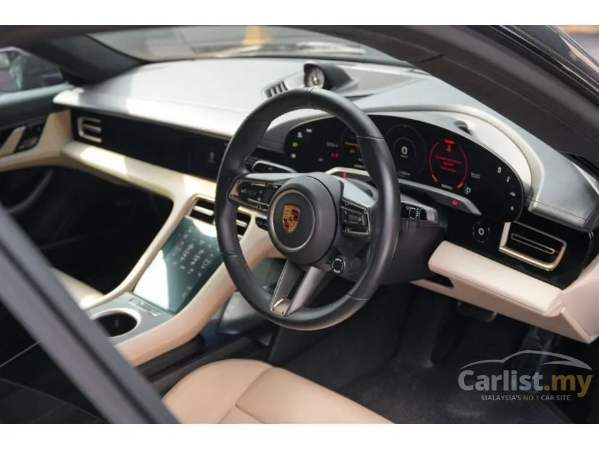 2021 Porsche Taycan Turbo S Sedan