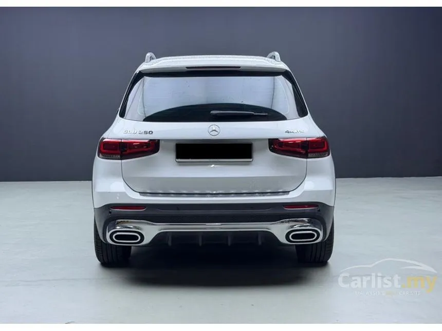 2020 Mercedes-Benz GLB250 4MATIC AMG Line SUV