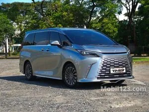 2024 Lexus LM 350h 2.5 4 Seater MPV