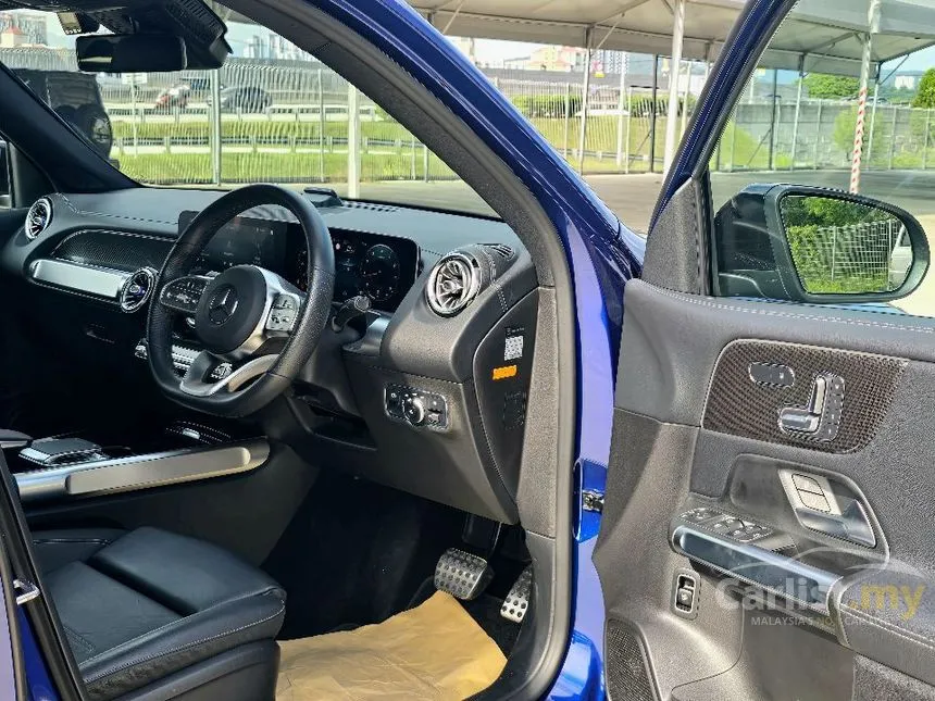 2020 Mercedes-Benz GLB250 4MATIC AMG Line SUV