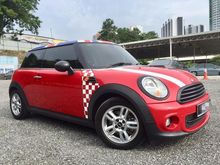 2013 MINI Cooper 1.6 Hatchback ** ONE CAREFUL OWNER... FULL SERVICE RECORD... LOW MLG .. 65K KM ONLY... ACCIDENT FREE... LIKE SHOWROOM UNIT **