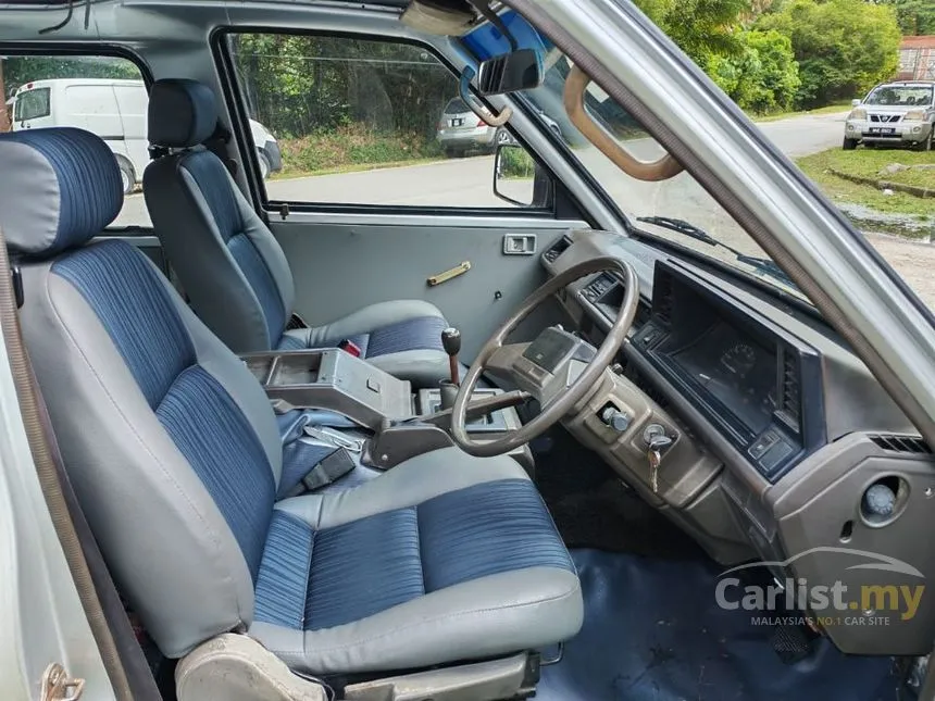 2007 Nissan Vanette Window (Metallic) Van