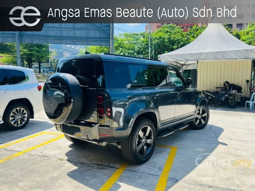 2023 Land Rover Defender 110 P300 SE SUV