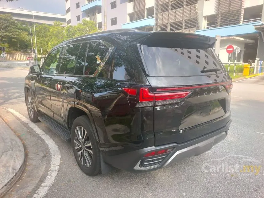 2022 Lexus LX 600 7 seater SUV