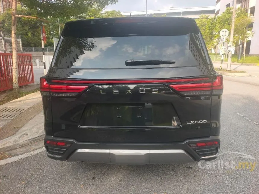 2022 Lexus LX 600 7 seater SUV