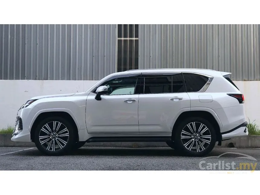 2024 Lexus LX 600 7 seater SUV