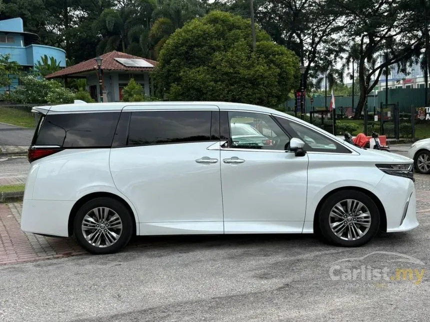 2023 Toyota Alphard Z MPV