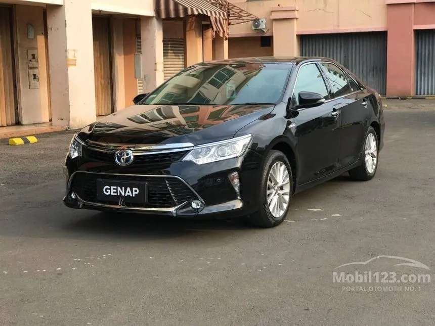2017 Toyota Camry Hybrid Hybrid Sedan
