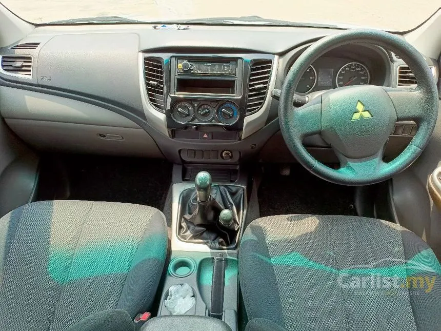 2017 Mitsubishi Triton Dual Cab 4X4 Pickup