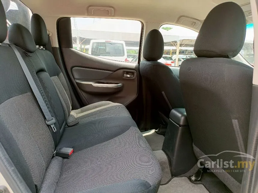 2017 Mitsubishi Triton Dual Cab 4X4 Pickup