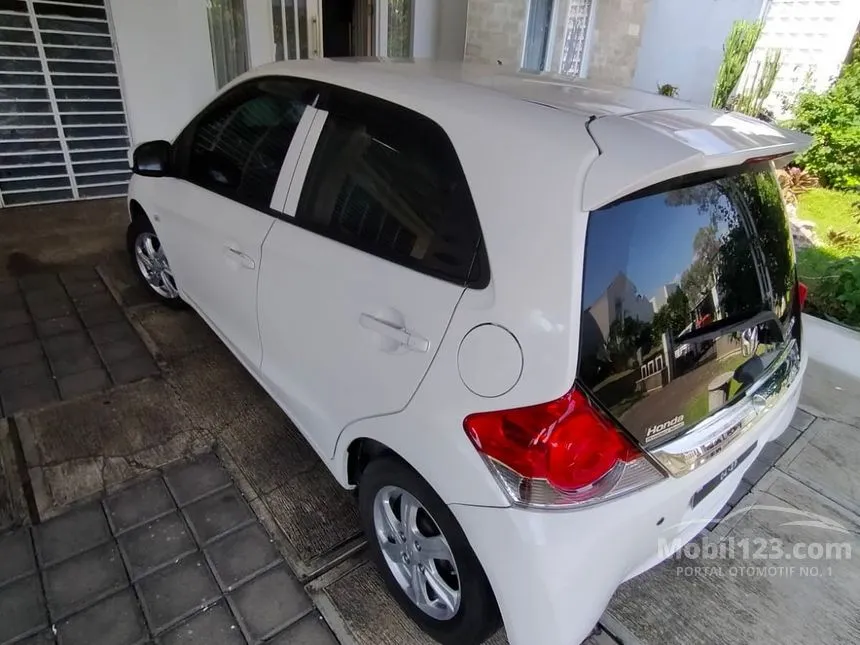 2017 Honda Brio Satya E Hatchback