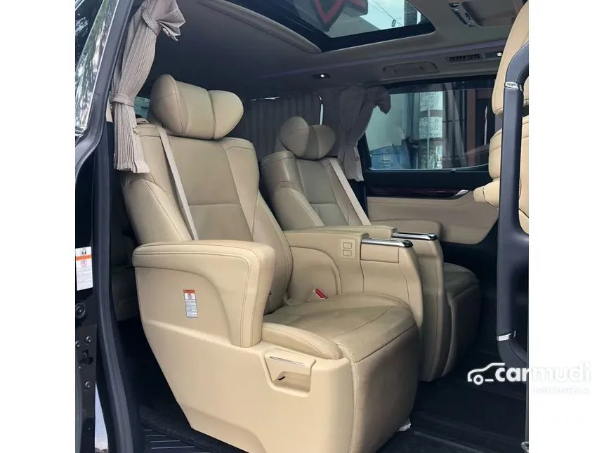 2016 Toyota Alphard G Van Wagon