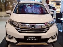 HONDA BR-V 1,5 E CVT 2019 DP MULAI 10 JUTAAN