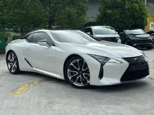 2017 Lexus LC 500 5.0 S Package Coupe - Mark Levinson / Carbon Roof / Reverse Camera
