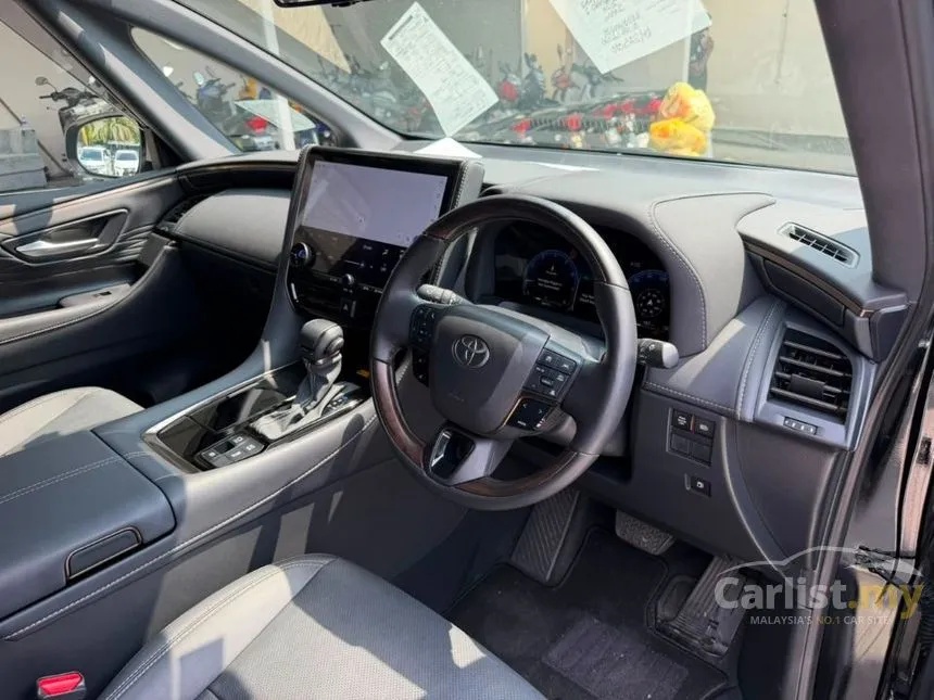2024 Toyota Alphard Z 7-Seater MPV