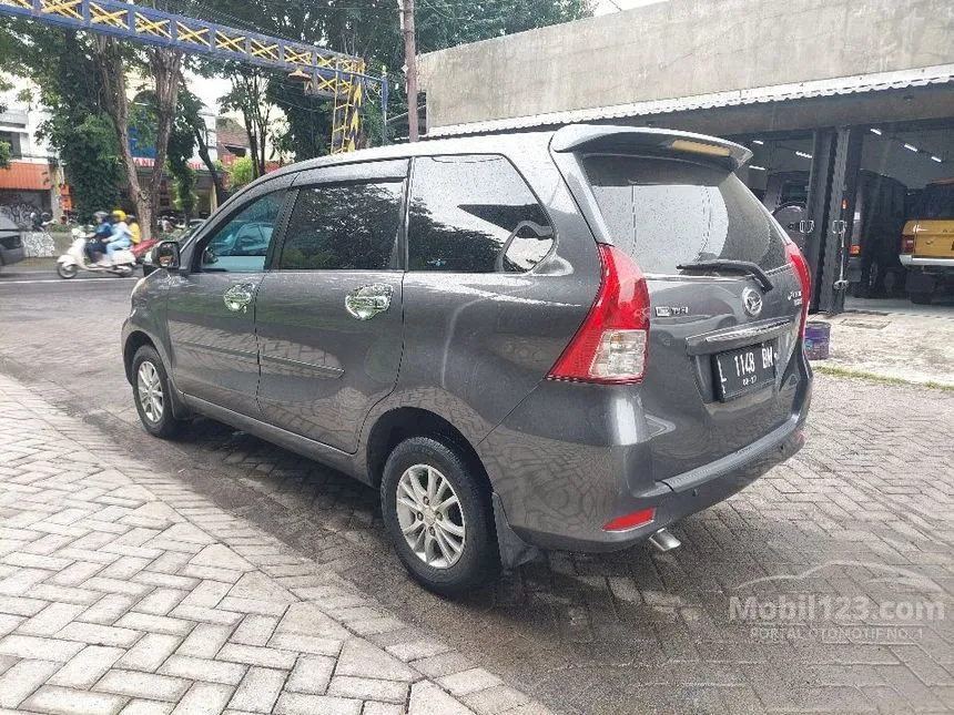 2012 Daihatsu Xenia R Standard MPV