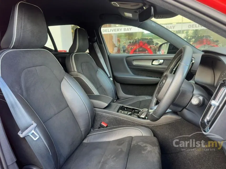 2021 Volvo XC40 T5 R-Design SUV