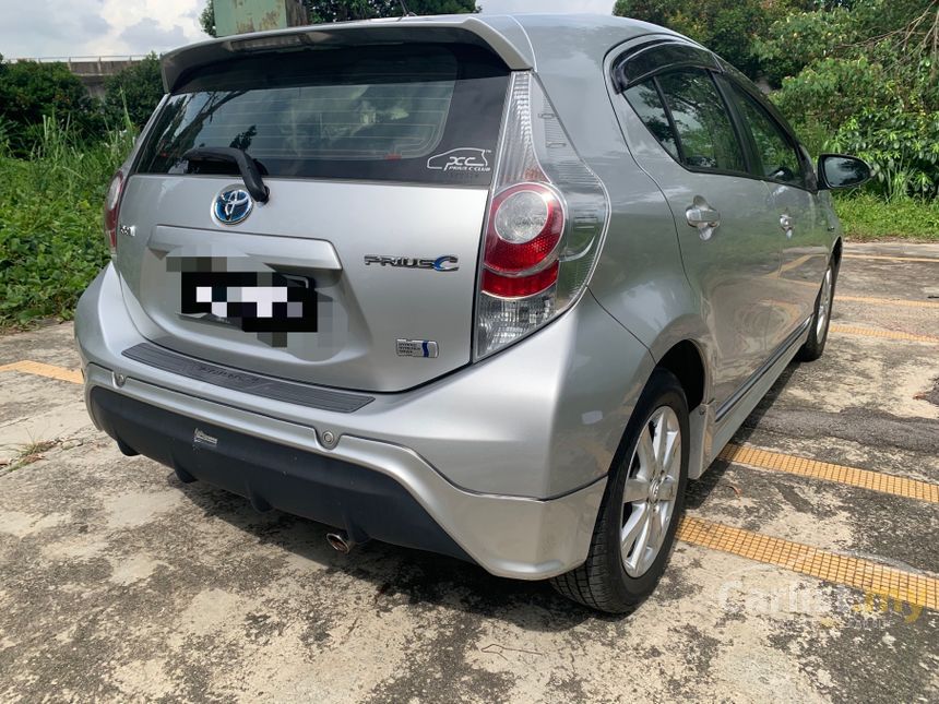 Toyota Prius C 2012 Hybrid 1.5 in Johor Automatic Hatchback Silver for ...