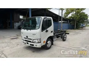 2026 Hino 300 4.0 Lorry