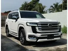 2024 Toyota Land Cruiser 3.3 J300 ZX SUV DIESEL LC300 GRADE 6AA**ORIGINAL MODELLISTA**LOW MILEAGE**REAR MONITORS**SUNROOF**JBL**360 CAM**PRICE NEGO