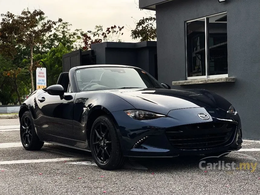 2021 Mazda Roadster S Convertible