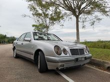 1999 Mercedes-Benz E200 2.0 Elegance Sedan