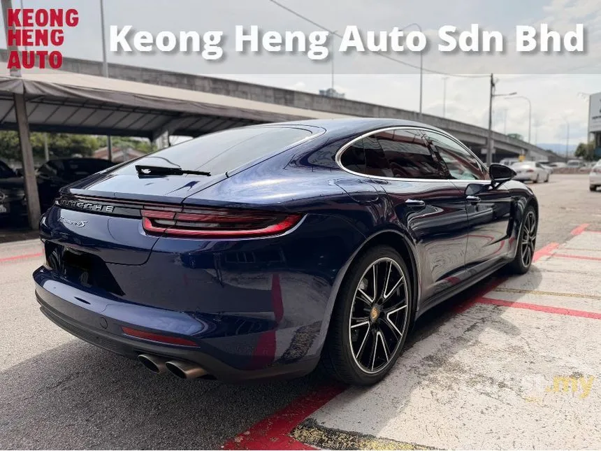 2020 Porsche Panamera 4S Hatchback