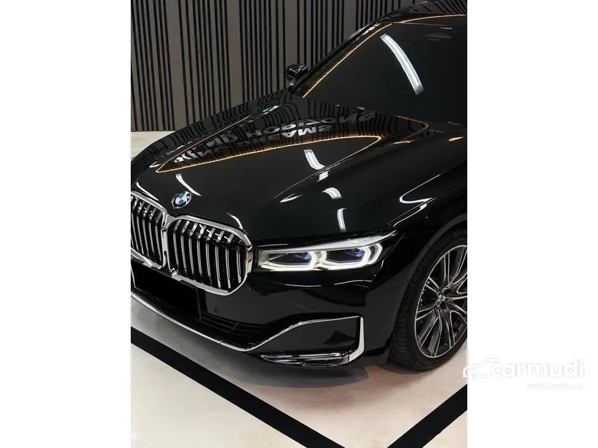 2022 BMW 740Li Opulence Sedan