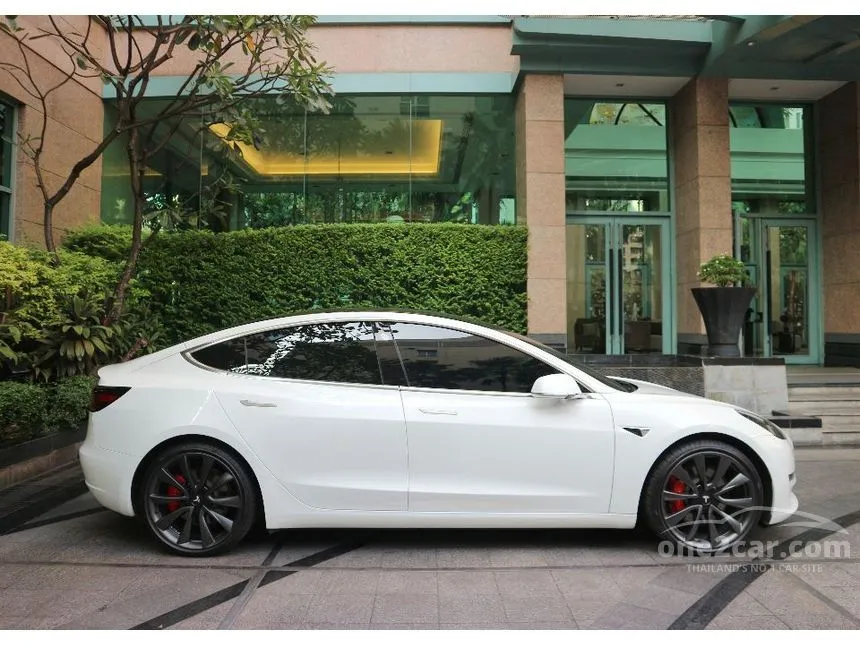 2020 Tesla Model 3 PERFORMANCE Sedan