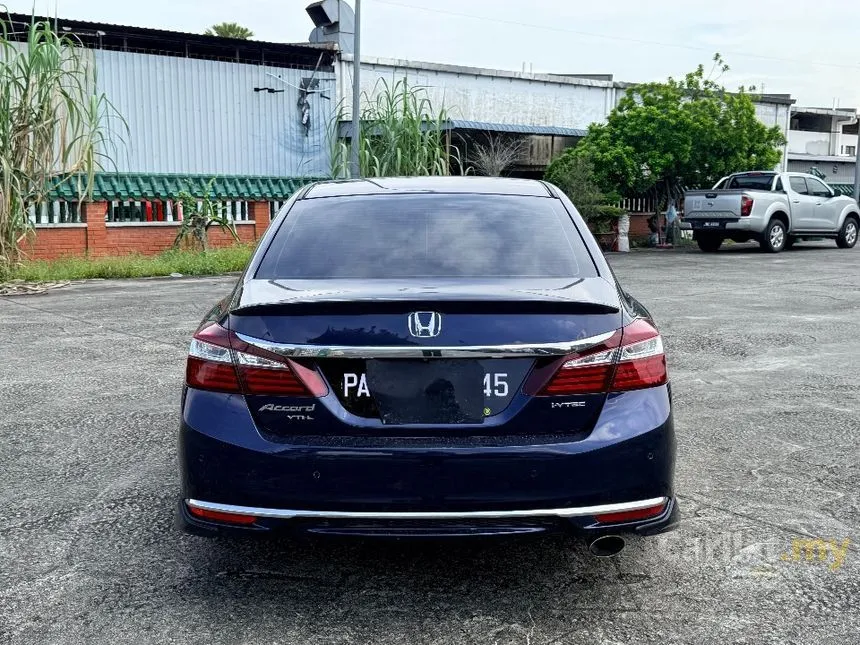 2017 Honda Accord VTi-L Sedan