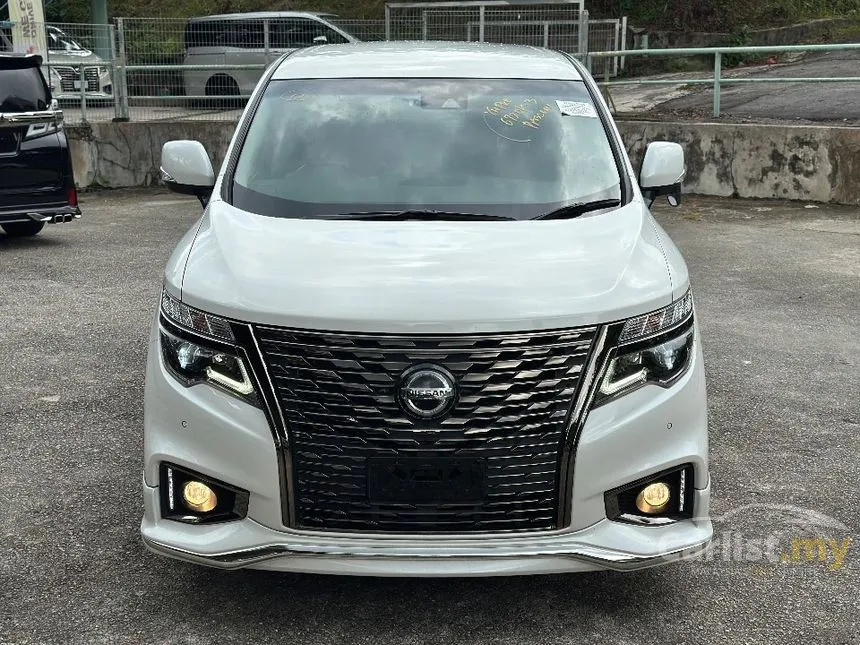 2021 Nissan Elgrand High-Way Star Urban Chrome MPV