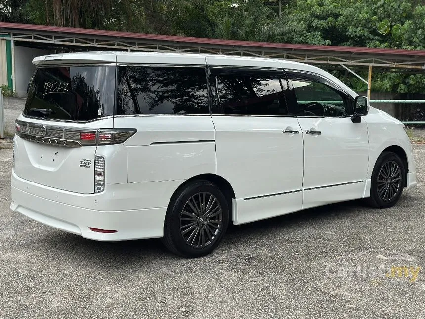 2021 Nissan Elgrand High-Way Star Urban Chrome MPV