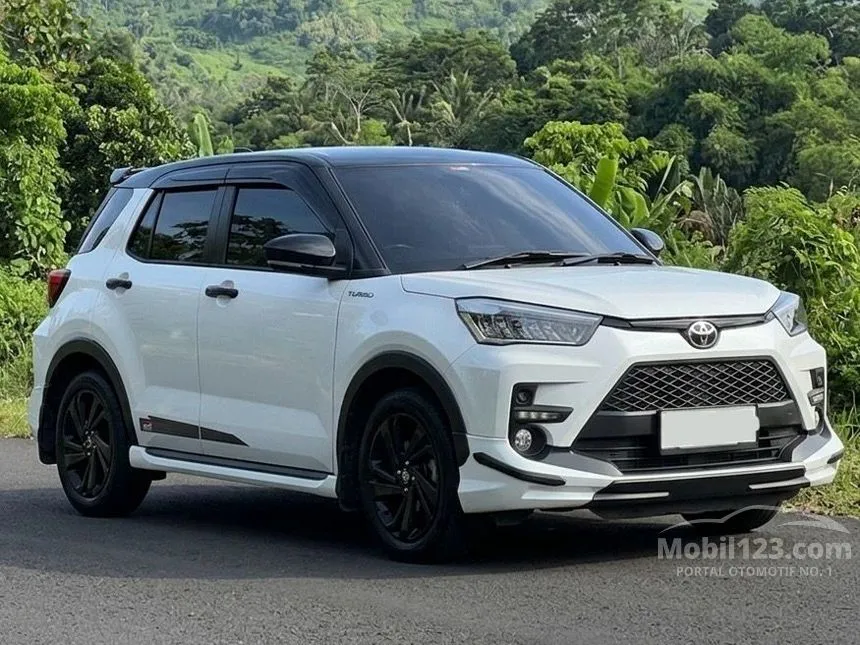 2022 Toyota Raize GR Sport (2 Tone) SUV