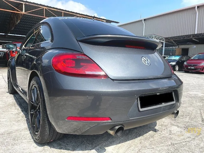 2012 Volkswagen Beetle Hatchback