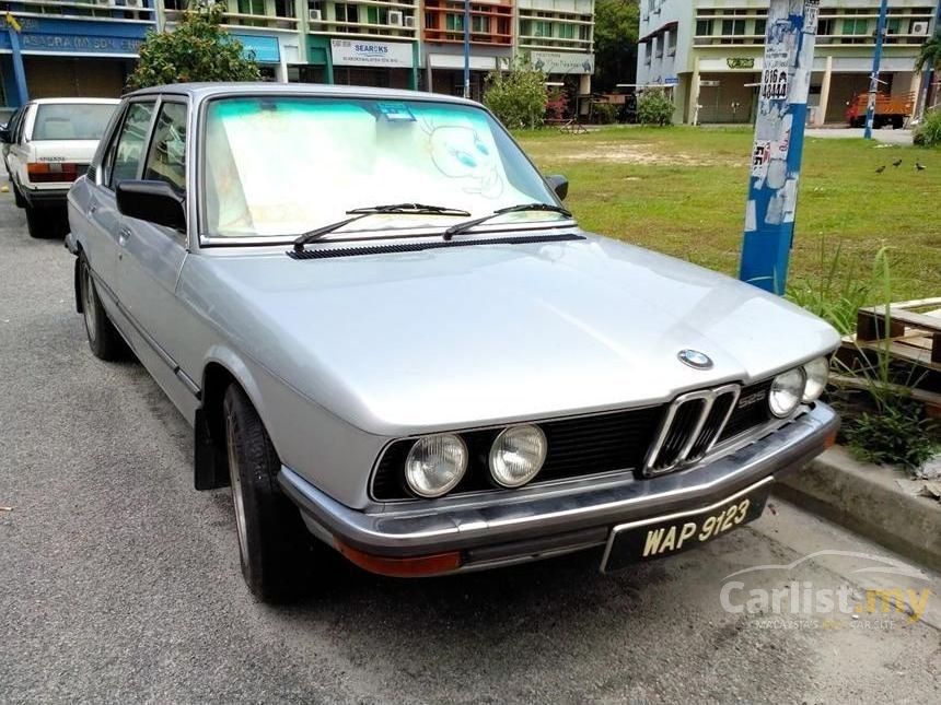 1980 BMW 525i Sedan