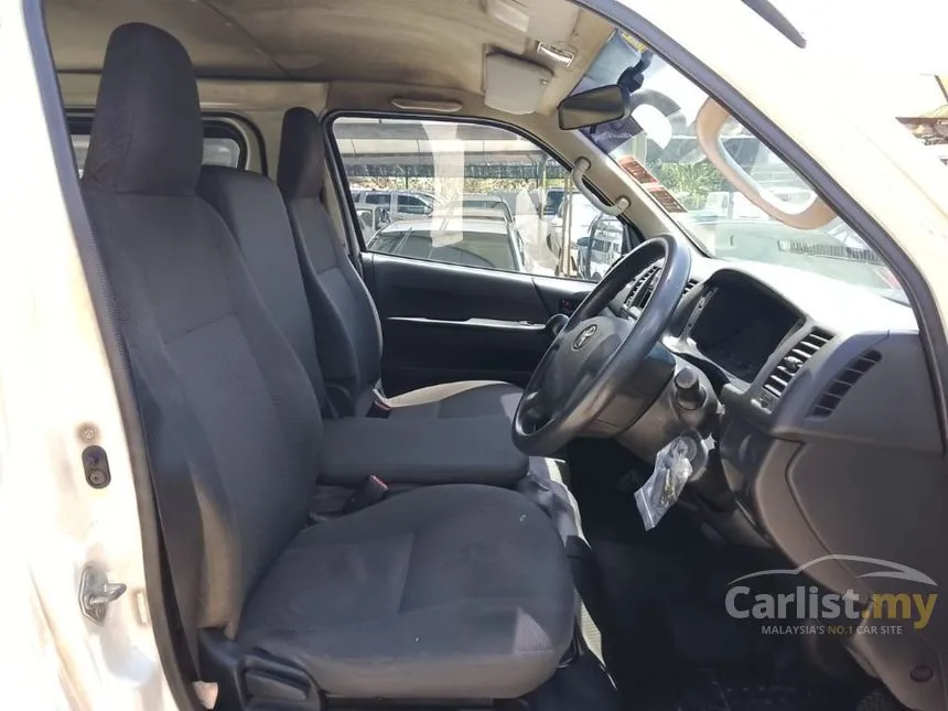 2015 Toyota Hiace Panel Van Van