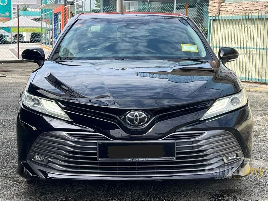 2019 Toyota Camry V Sedan