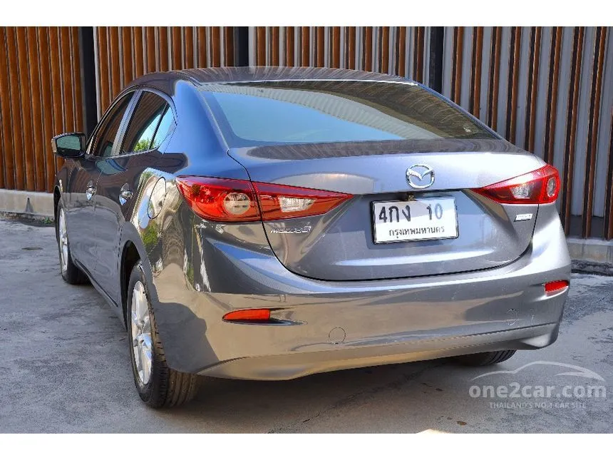 2017 Mazda 3 E Sedan