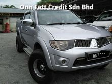 2010 Mitsubishi Triton 2.5 Standard Pickup Truck