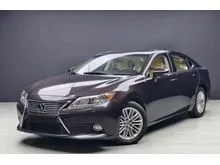 2013 Lexus ES250 2.5 Luxury Sedan Local Sunroof Tip Top Condition Free Car Warranty ES 250 96k km