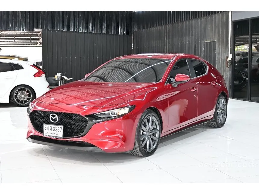 2022 Mazda 3 S Sports Hatchback
