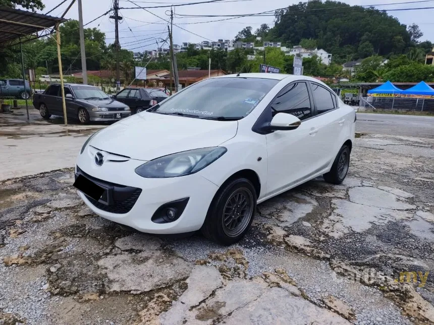 2010 Mazda 2 V Sedan