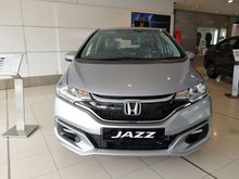 2018 Honda Jazz 1.5 V i-VTEC Hatchback ---- RAYA PROMOTION -----