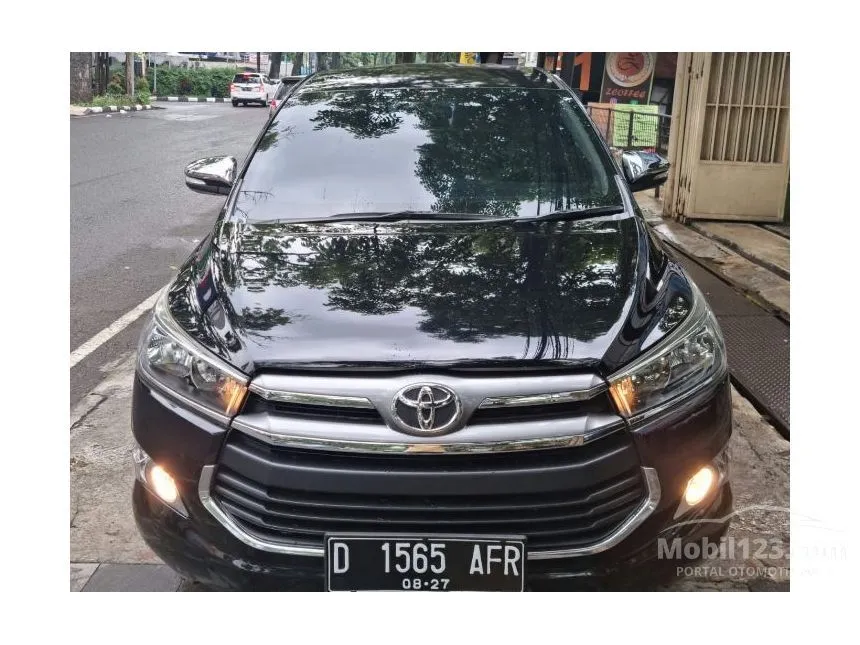 Jual Mobil Toyota Kijang Innova 2017 V 2.0 di Jawa Barat Manual MPV Hitam Rp 271.000.000