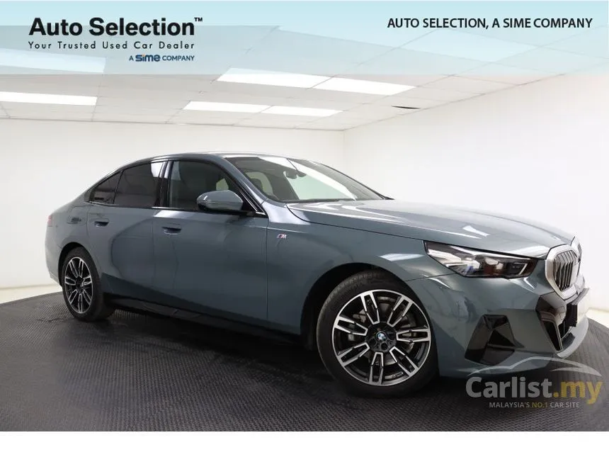 2025 BMW 520i M Sport Sedan