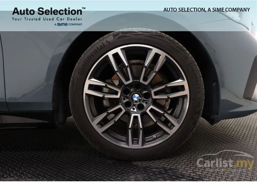 2025 BMW 520i M Sport Sedan