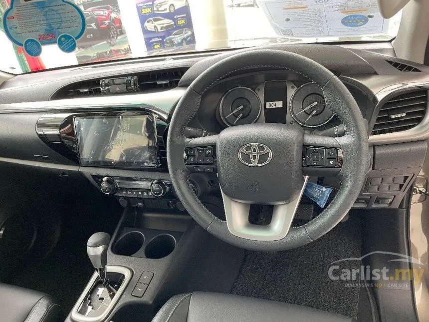2023 Toyota Hilux V Pickup Truck