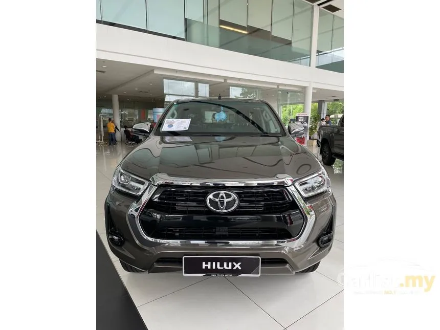 2023 Toyota Hilux V Pickup Truck