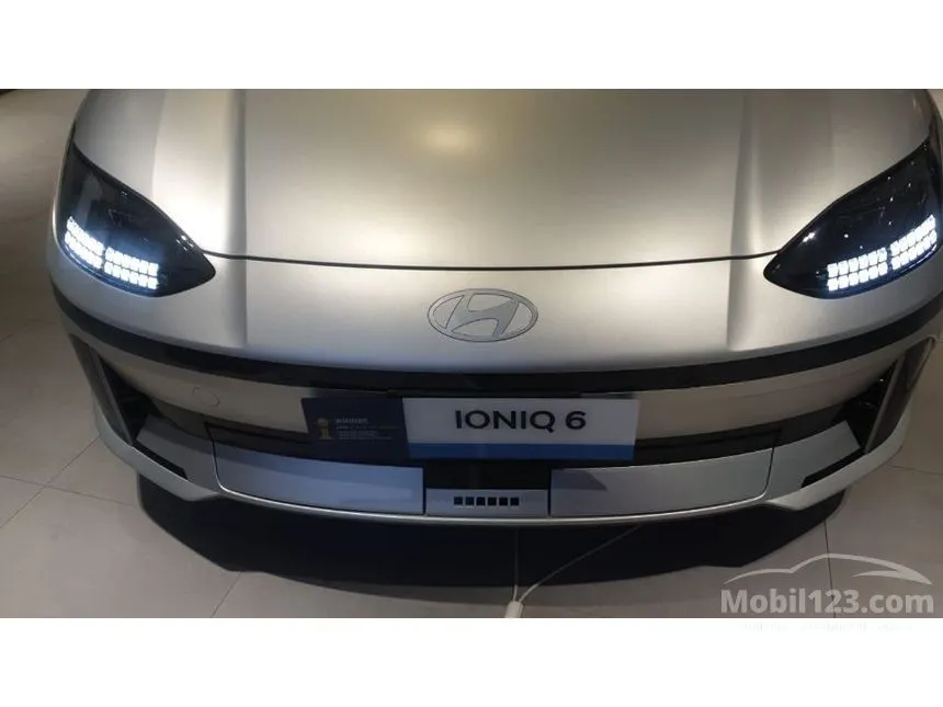 Jual Mobil Hyundai IONIQ 6 2024 Signature Long Range di DKI Jakarta Automatic Sedan Lainnya Rp 1.223.500.000