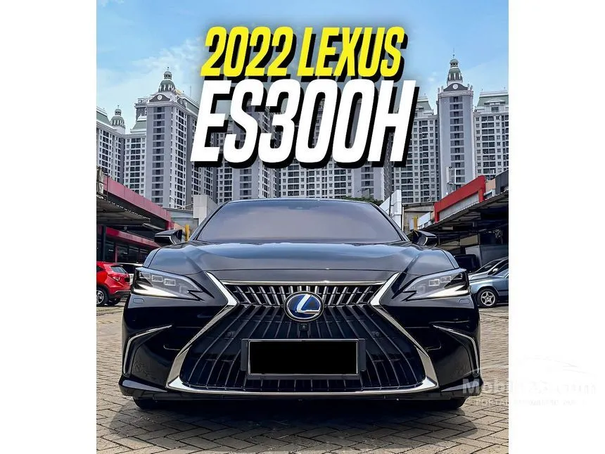 Jual Mobil Lexus ES 300h 2022 Ultra Luxury 2.5 di DKI Jakarta Automatic Sedan Hitam Rp 895.000.000